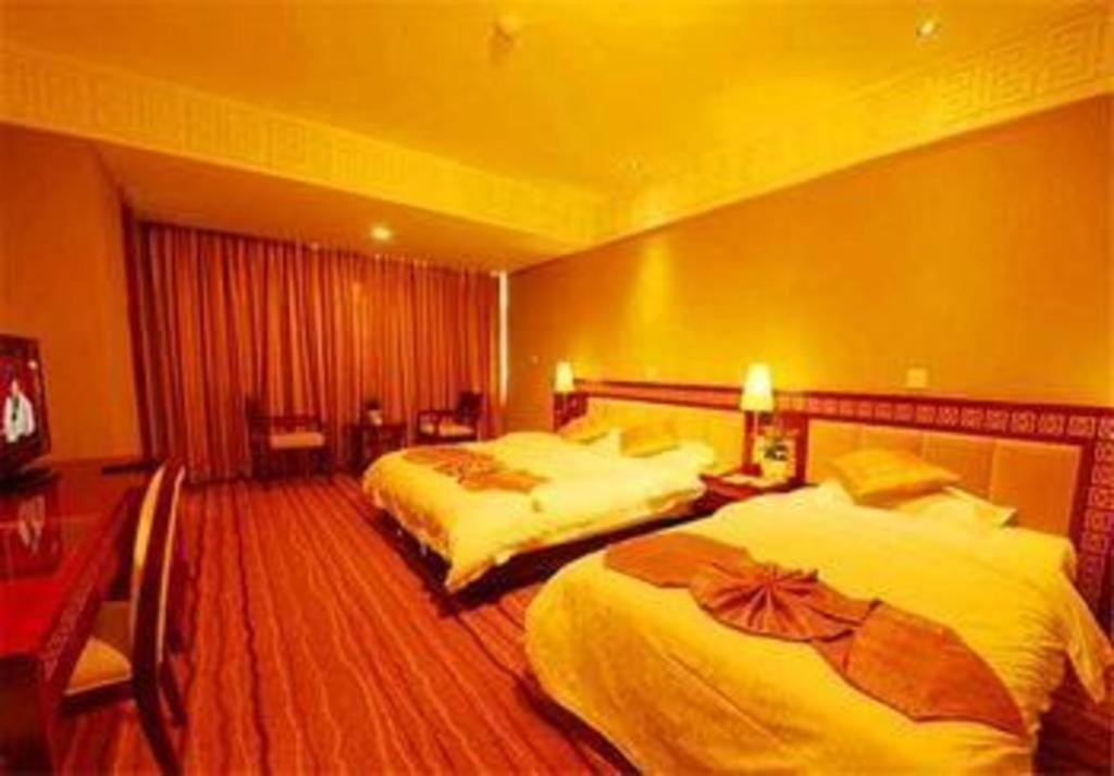 Golden Spring Hotel Lijiang Lijiang  Exterior foto