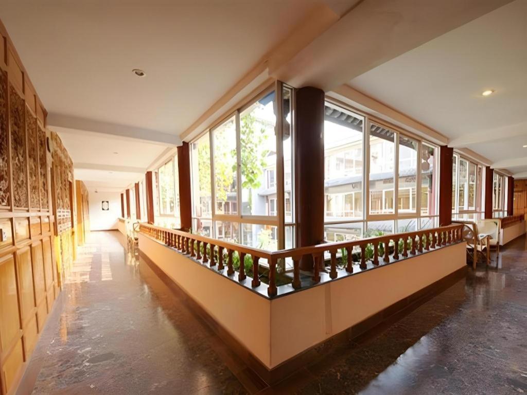 Golden Spring Hotel Lijiang Lijiang  Exterior foto