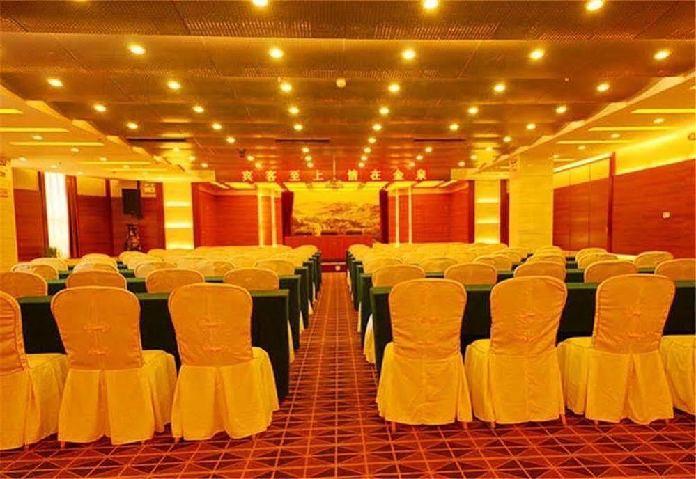 Golden Spring Hotel Lijiang Lijiang  Exterior foto